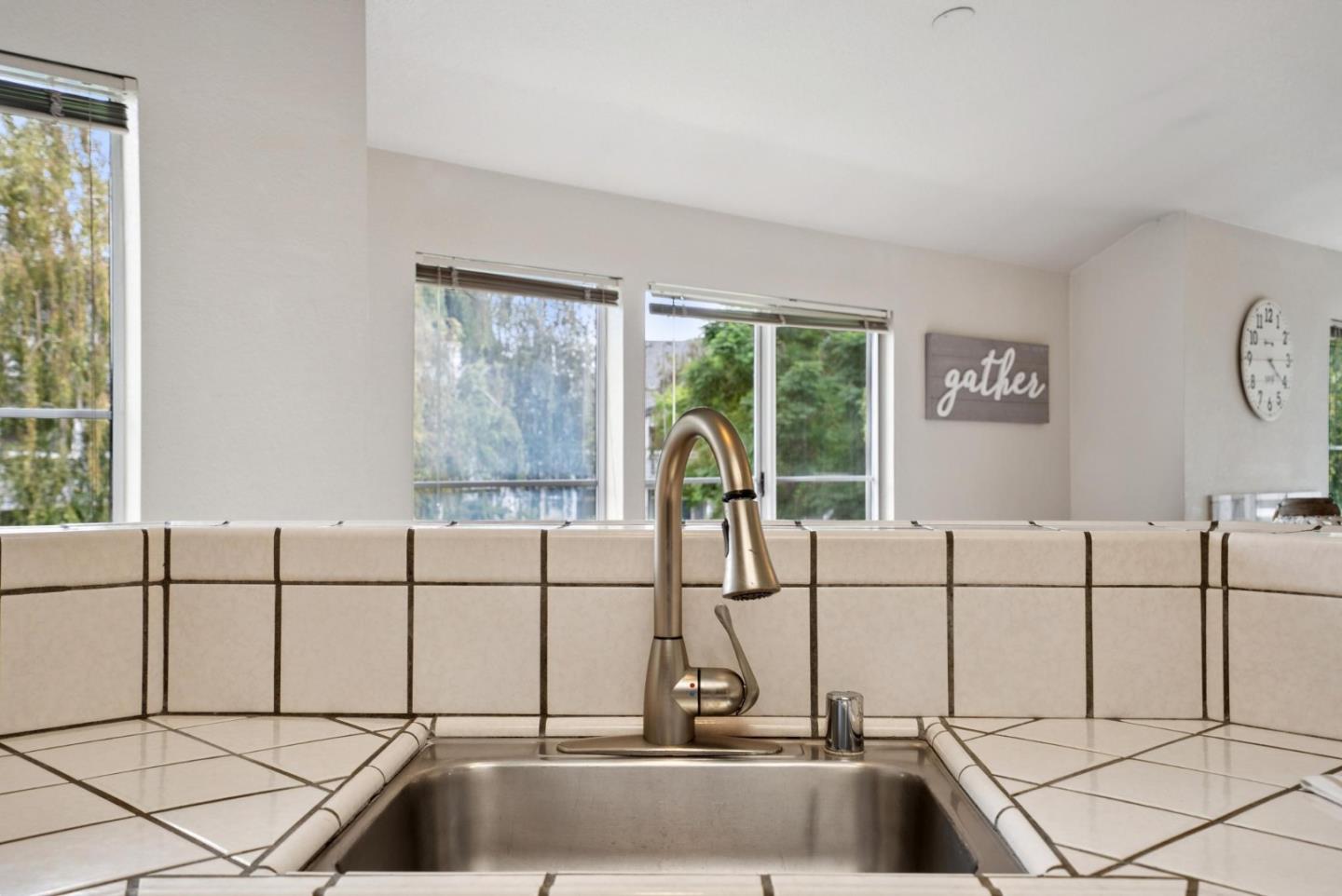 Detail Gallery Image 44 of 100 For 1612 Parkview Green Cir, San Jose,  CA 95131 - 2 Beds | 2 Baths