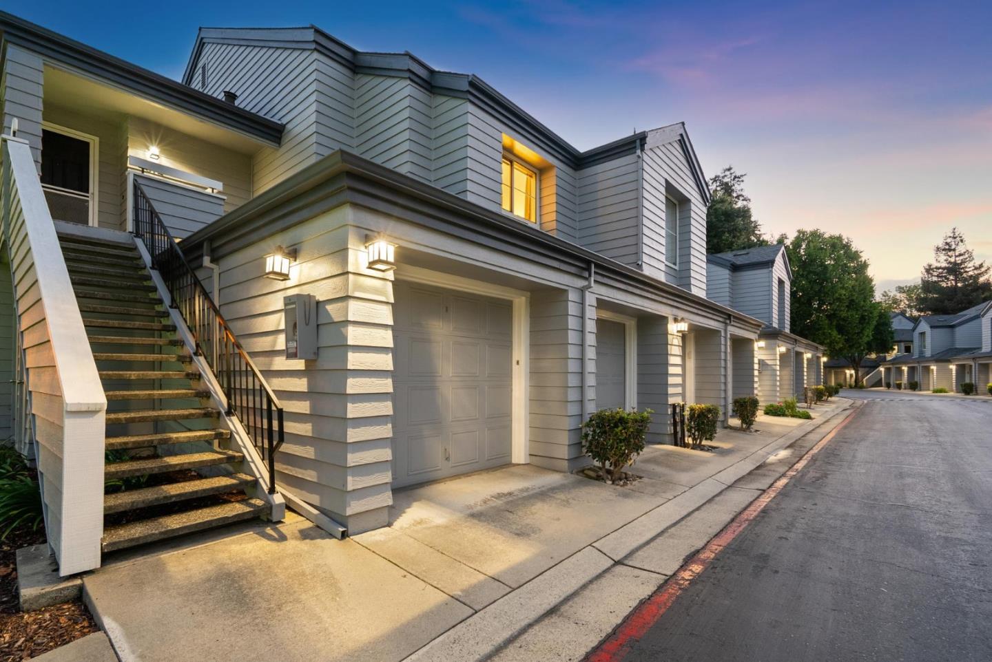 Detail Gallery Image 6 of 100 For 1612 Parkview Green Cir, San Jose,  CA 95131 - 2 Beds | 2 Baths