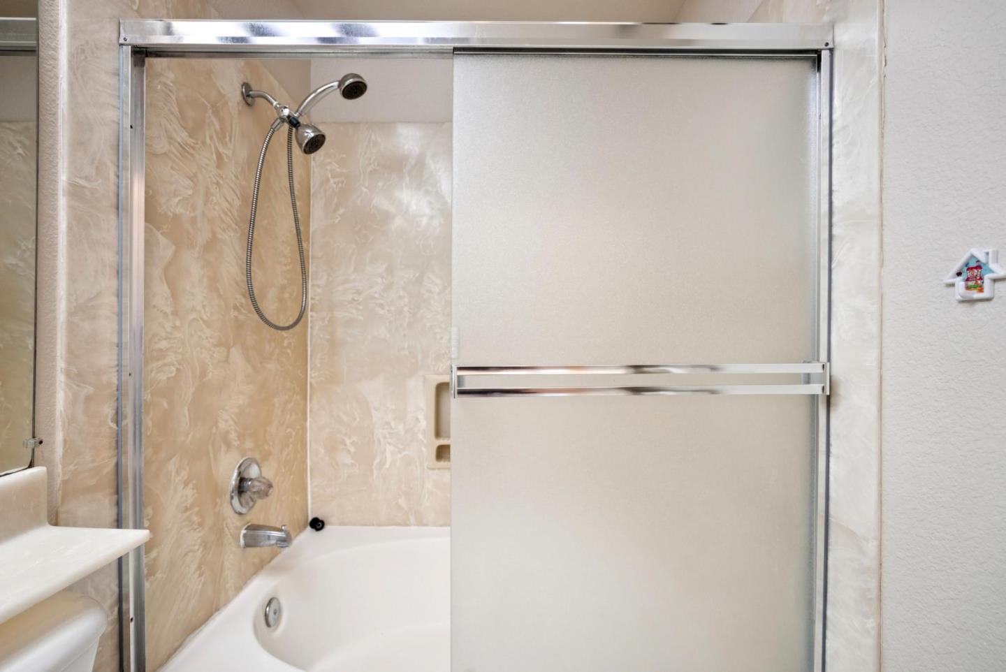 Detail Gallery Image 73 of 100 For 1612 Parkview Green Cir, San Jose,  CA 95131 - 2 Beds | 2 Baths