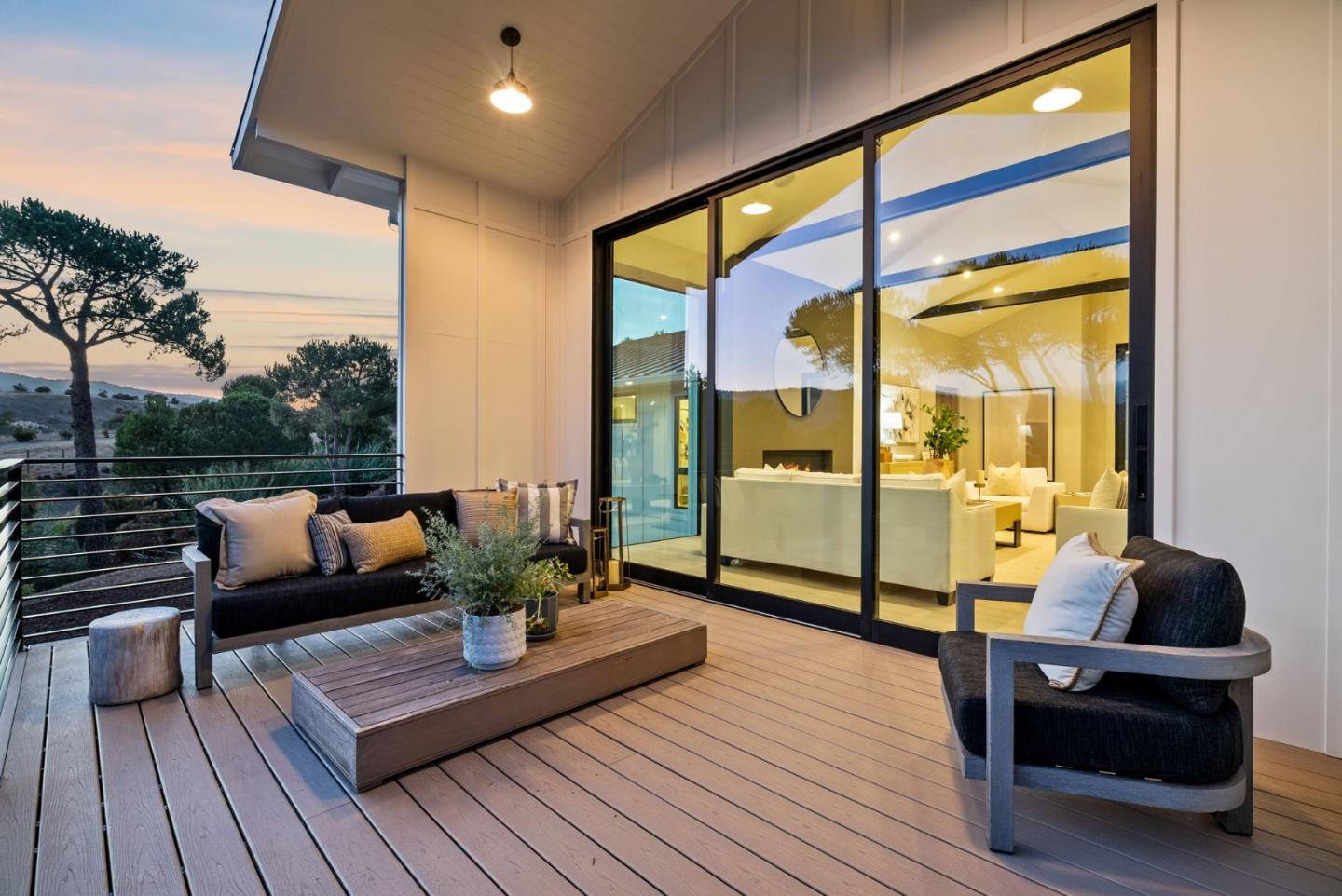 Detail Gallery Image 13 of 15 For 131 Croydon Way, Woodside,  CA 94062 - 5 Beds | 5/1 Baths