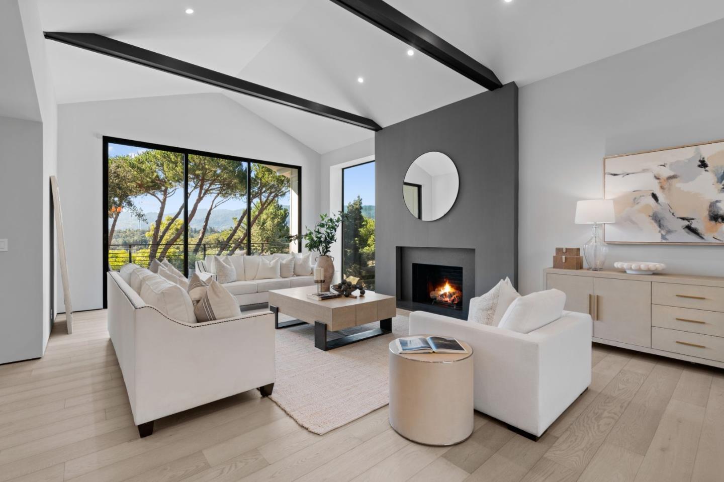 Detail Gallery Image 4 of 15 For 131 Croydon Way, Woodside,  CA 94062 - 5 Beds | 5/1 Baths