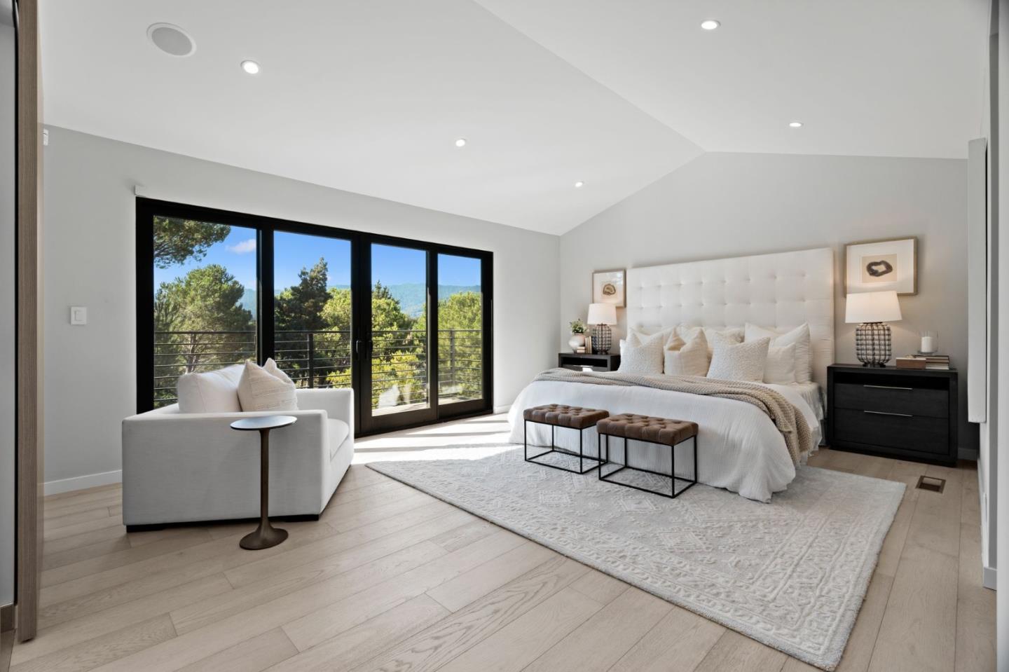 Detail Gallery Image 7 of 15 For 131 Croydon Way, Woodside,  CA 94062 - 5 Beds | 5/1 Baths