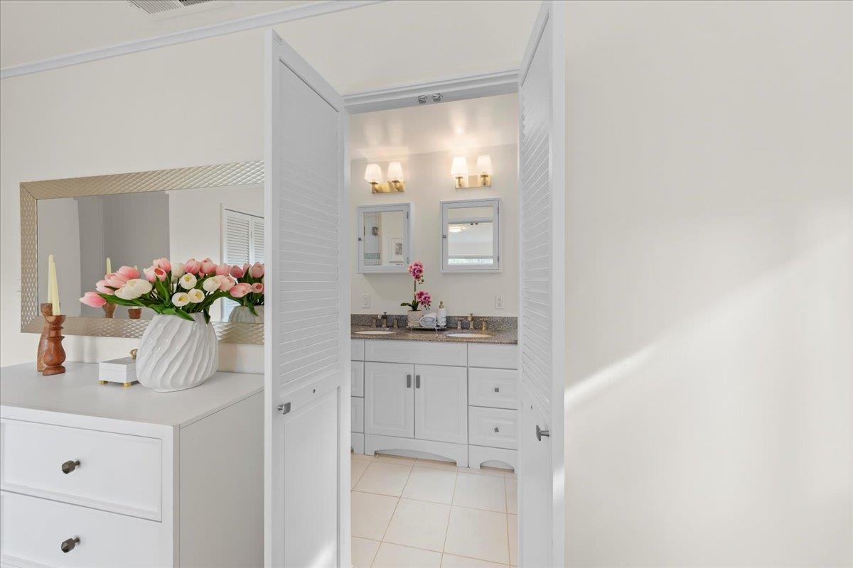 Detail Gallery Image 25 of 31 For 1575 Parrott Dr, San Mateo,  CA 94402 - 3 Beds | 2 Baths