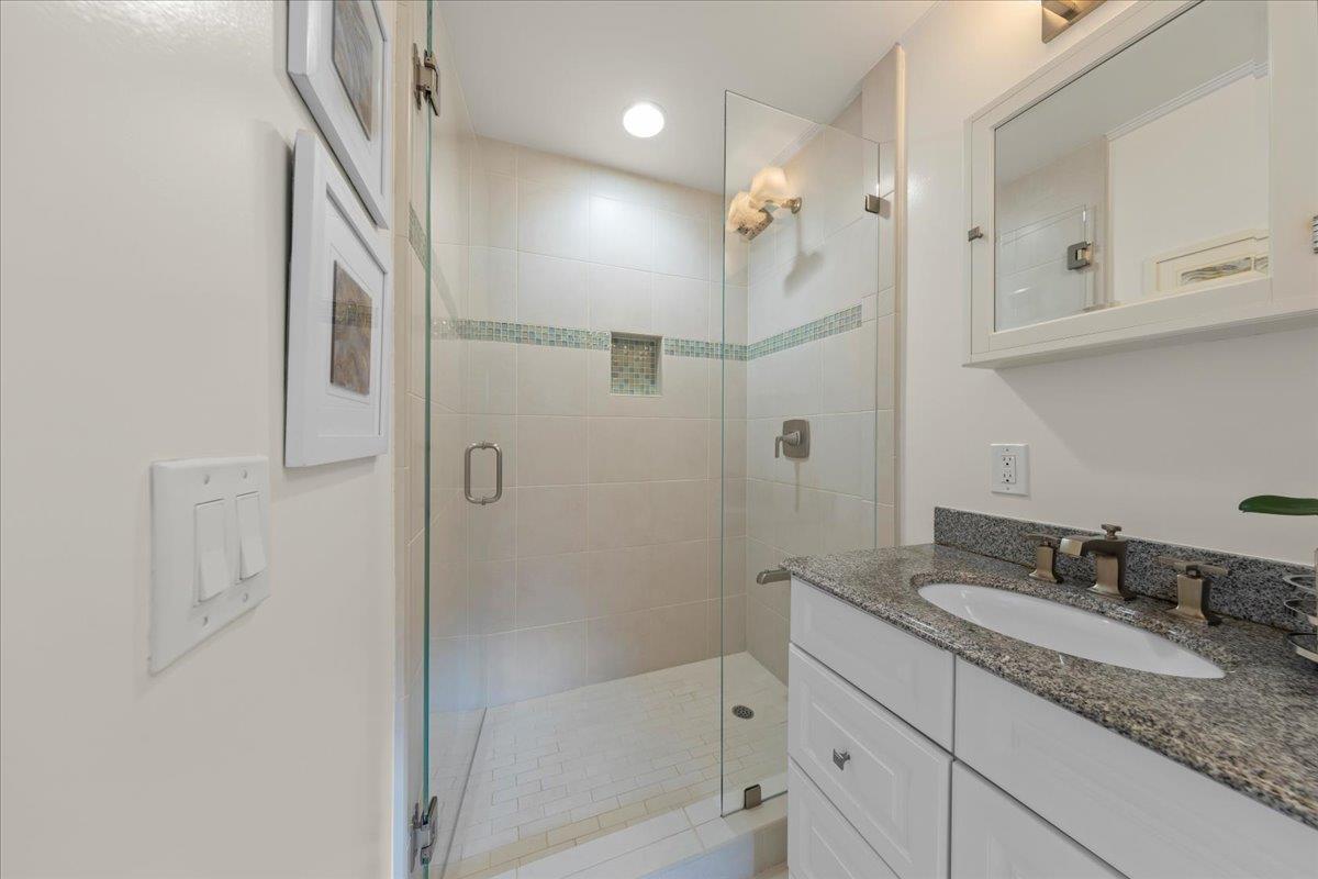 Detail Gallery Image 27 of 31 For 1575 Parrott Dr, San Mateo,  CA 94402 - 3 Beds | 2 Baths