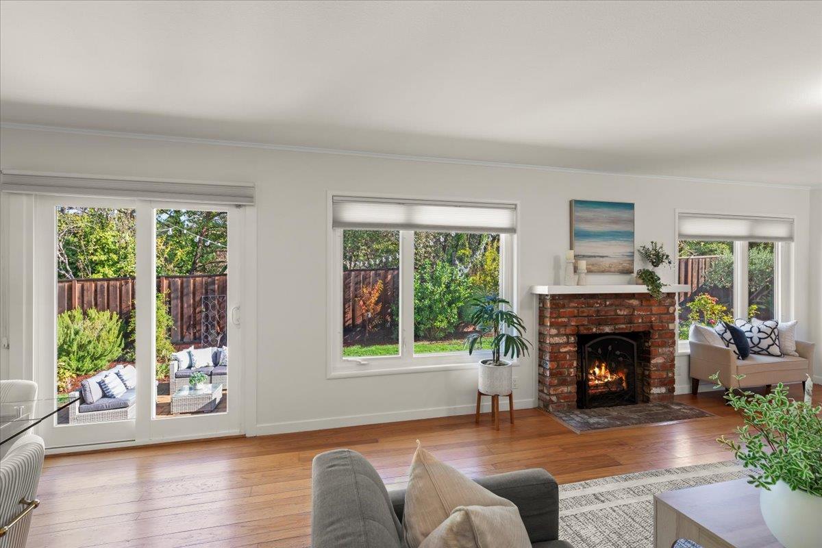 Detail Gallery Image 5 of 31 For 1575 Parrott Dr, San Mateo,  CA 94402 - 3 Beds | 2 Baths