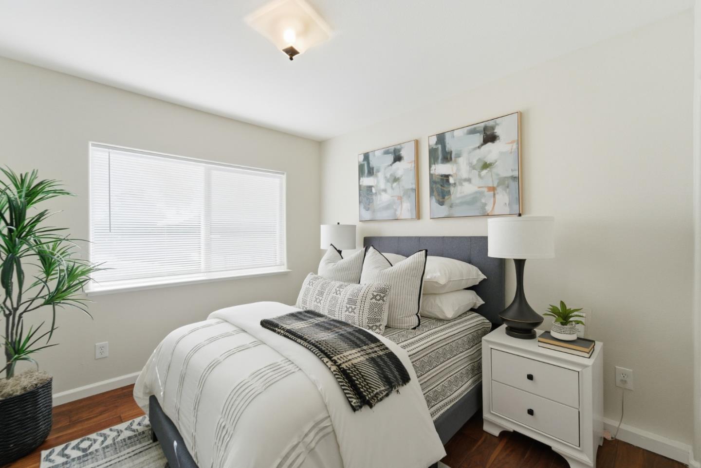 Detail Gallery Image 13 of 34 For 10170 Regan St, San Jose,  CA 95127 - 5 Beds | 3 Baths