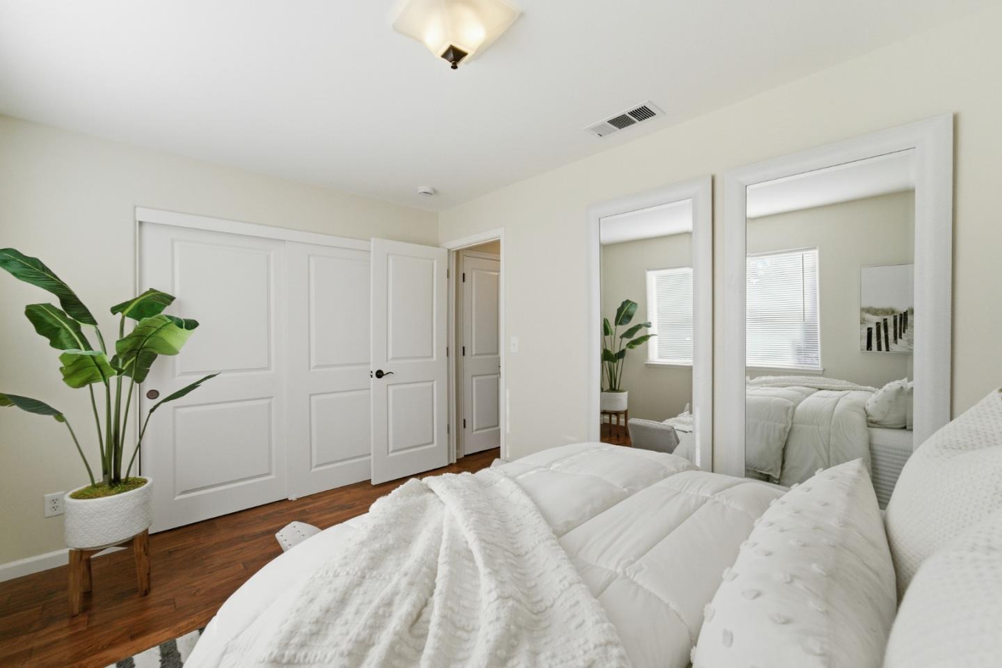 Detail Gallery Image 18 of 34 For 10170 Regan St, San Jose,  CA 95127 - 5 Beds | 3 Baths