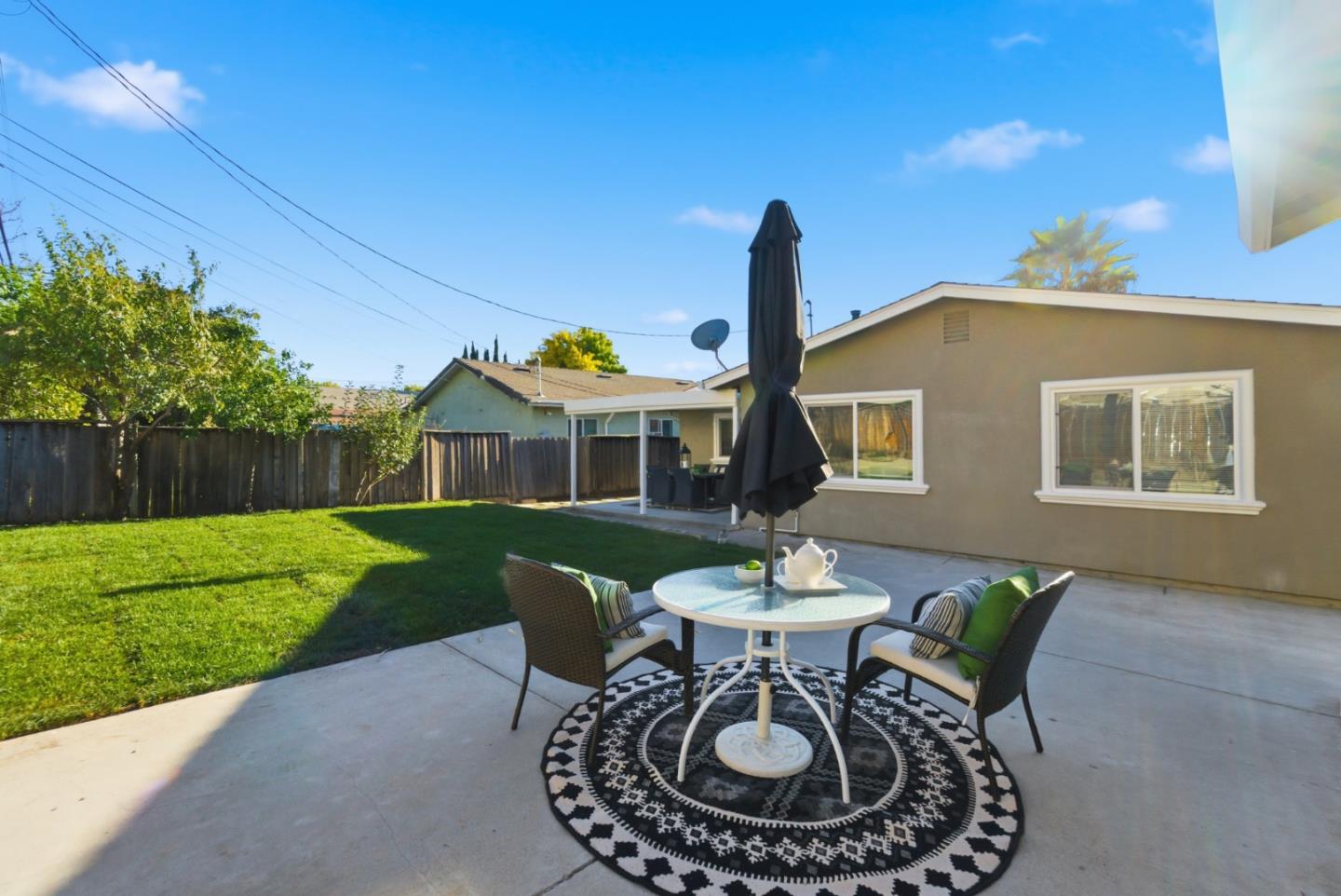 Detail Gallery Image 28 of 34 For 10170 Regan St, San Jose,  CA 95127 - 5 Beds | 3 Baths