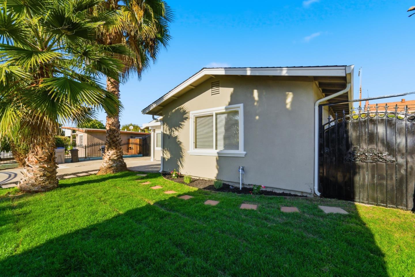 Detail Gallery Image 30 of 34 For 10170 Regan St, San Jose,  CA 95127 - 5 Beds | 3 Baths