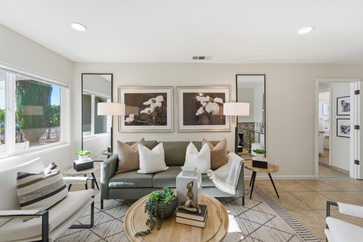 Detail Gallery Image 5 of 34 For 10170 Regan St, San Jose,  CA 95127 - 5 Beds | 3 Baths