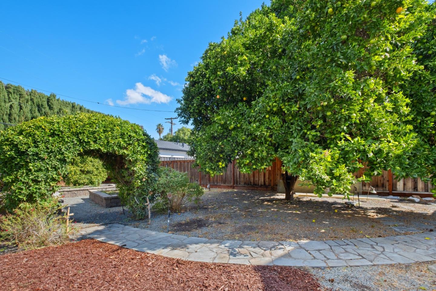 Detail Gallery Image 4 of 53 For 3505 Notre Dame Dr, Santa Clara,  CA 95051 - 3 Beds | 2 Baths