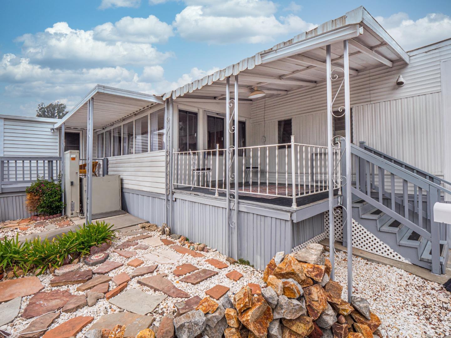 Detail Gallery Image 12 of 44 For 999 Old San Jose Road #91,  Soquel,  CA 95073 - 1 Beds | 1 Baths