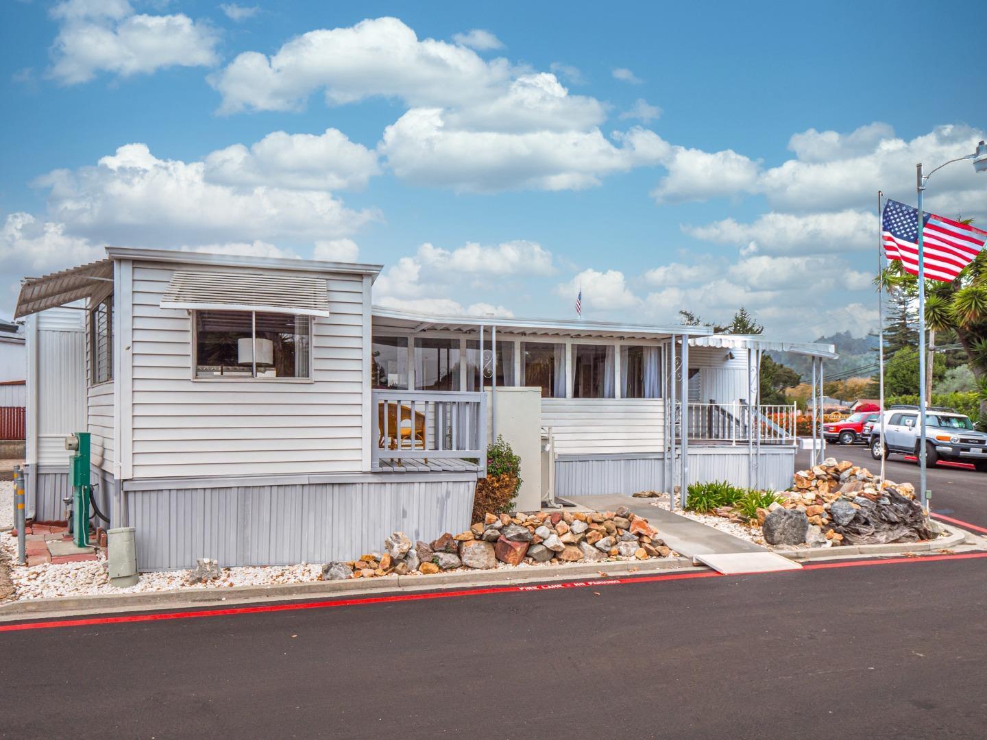 Detail Gallery Image 13 of 44 For 999 Old San Jose Road #91,  Soquel,  CA 95073 - 1 Beds | 1 Baths