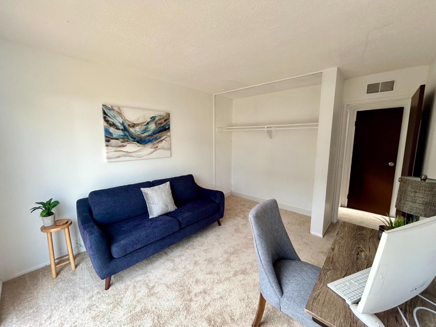 Detail Gallery Image 16 of 22 For 265 Crestmoor Cir, Pacifica,  CA 94044 - 3 Beds | 1 Baths