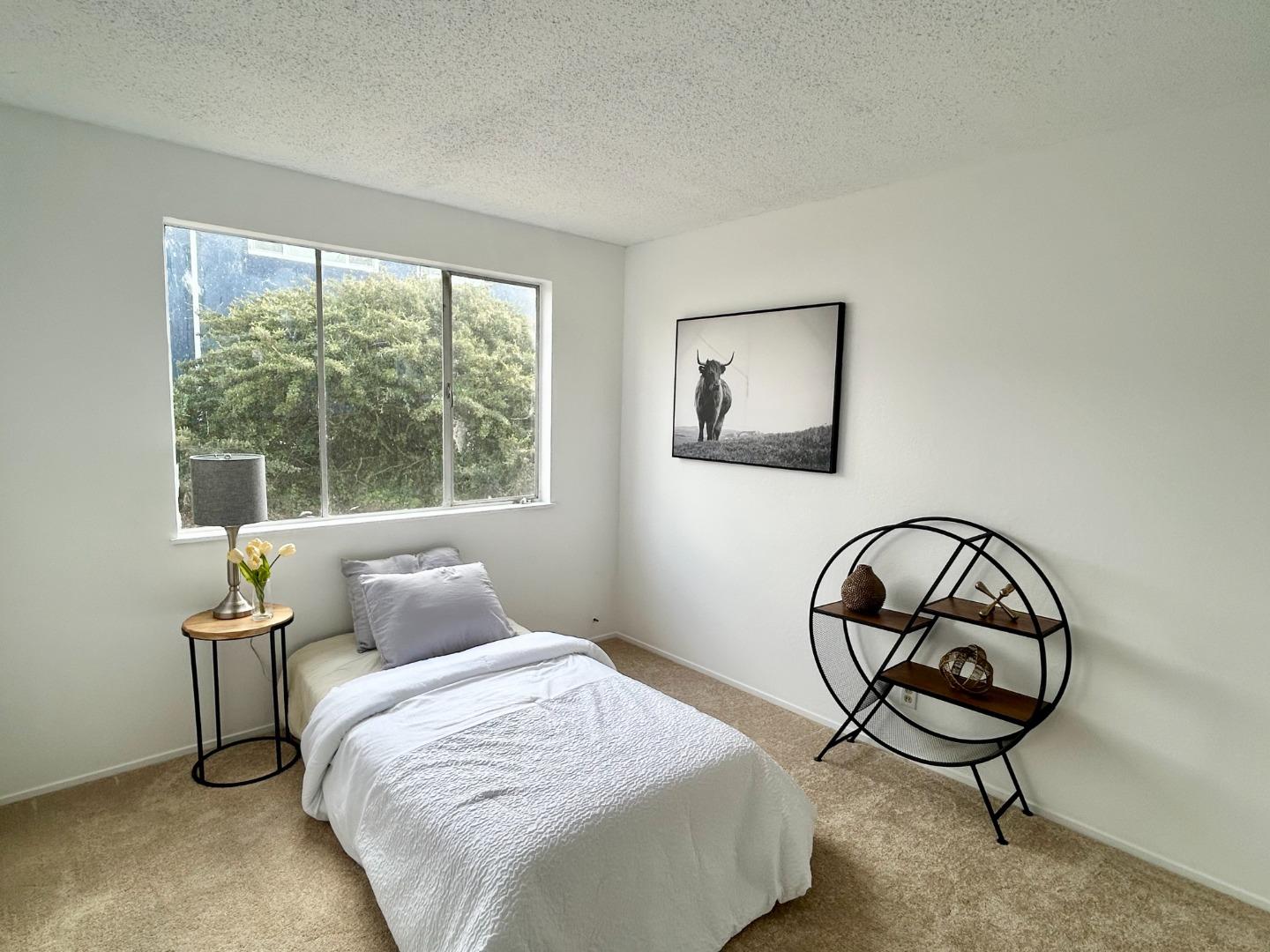 Detail Gallery Image 19 of 22 For 265 Crestmoor Cir, Pacifica,  CA 94044 - 3 Beds | 1 Baths