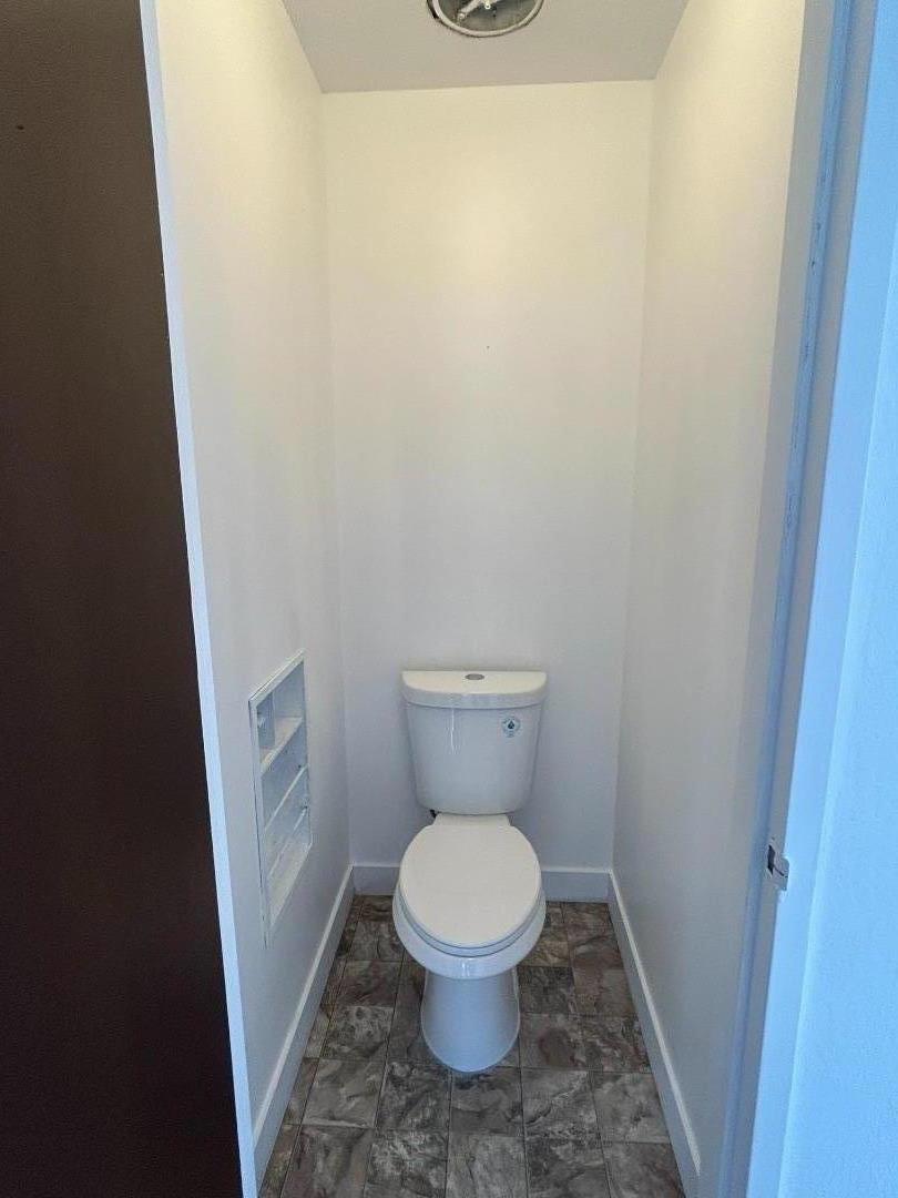 Detail Gallery Image 22 of 22 For 265 Crestmoor Cir, Pacifica,  CA 94044 - 3 Beds | 1 Baths