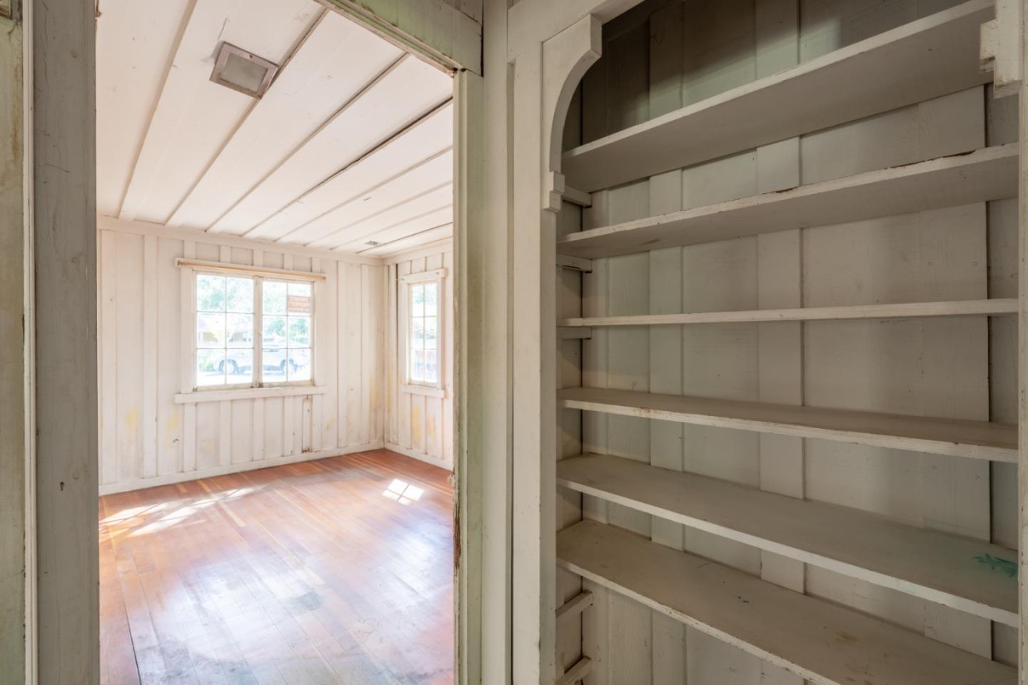 Detail Gallery Image 5 of 8 For 51 El Potrero, Carmel Valley,  CA 93924 - 2 Beds | 1/1 Baths