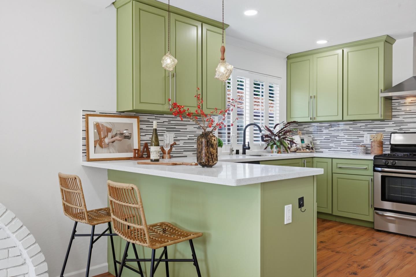 Detail Gallery Image 11 of 36 For 32395 Sheffield Ln, Union City,  CA 94587 - 4 Beds | 2 Baths