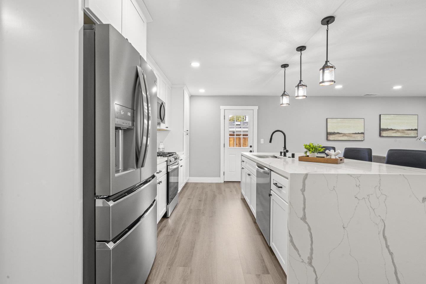 Detail Gallery Image 10 of 49 For 1591 Glazier Dr, Concord,  CA 94521 - 4 Beds | 3 Baths