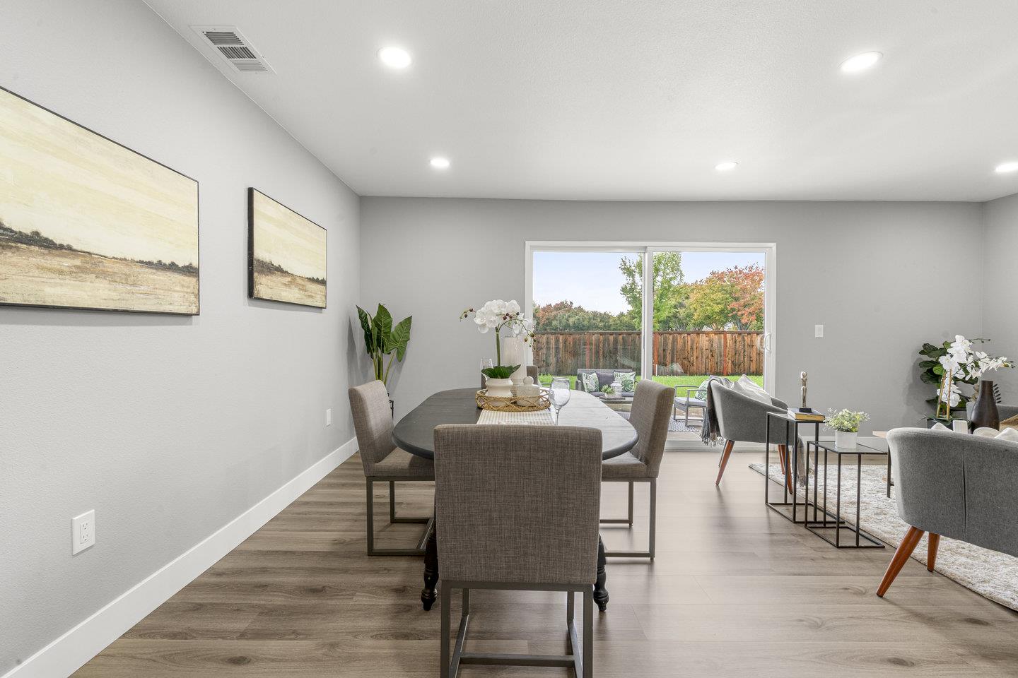 Detail Gallery Image 17 of 49 For 1591 Glazier Dr, Concord,  CA 94521 - 4 Beds | 3 Baths