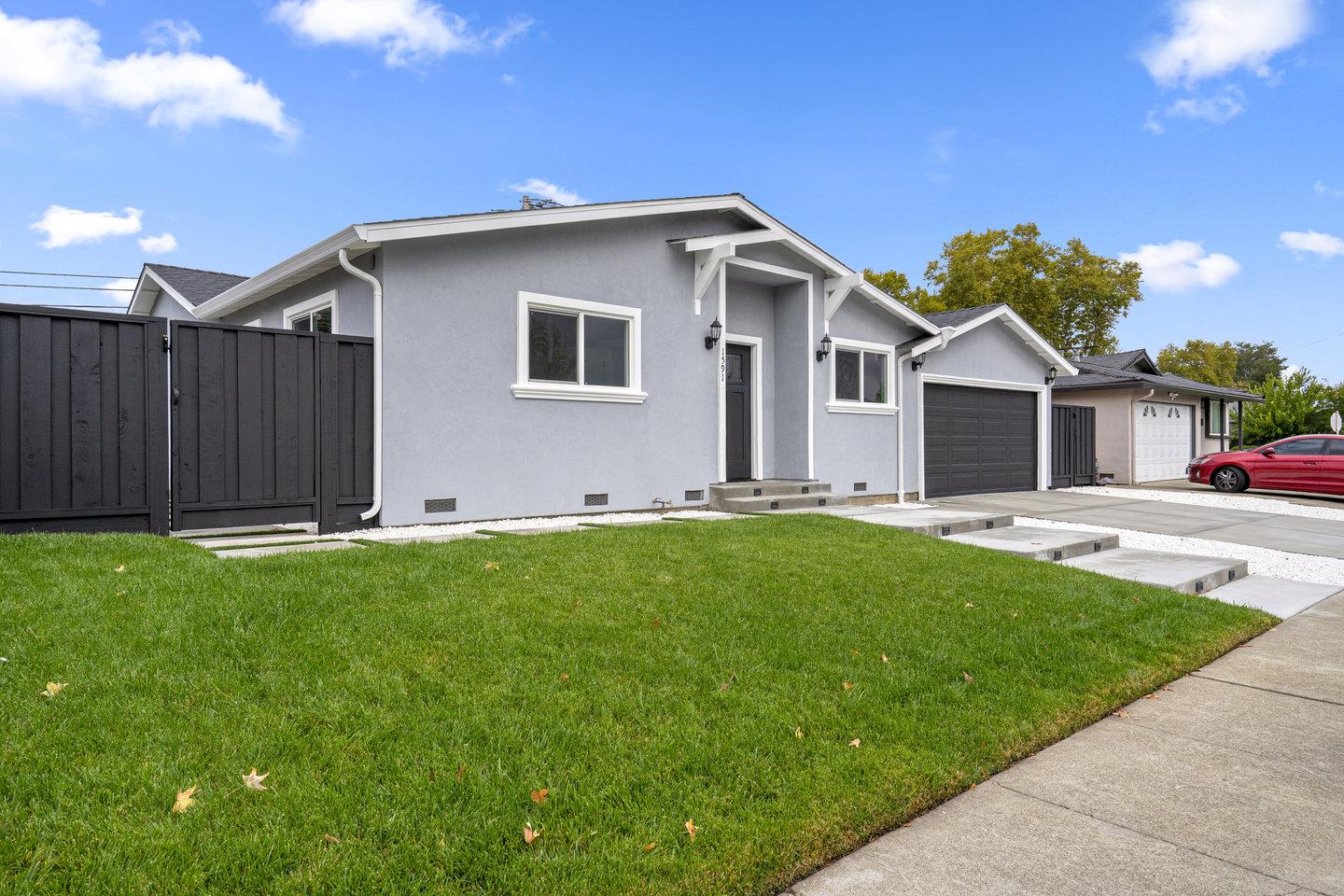 Detail Gallery Image 2 of 49 For 1591 Glazier Dr, Concord,  CA 94521 - 4 Beds | 3 Baths