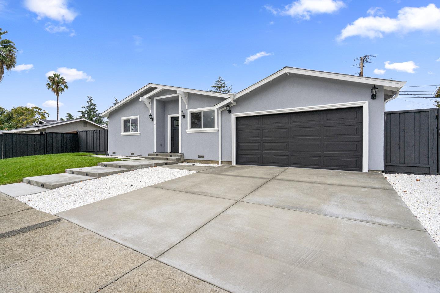 Detail Gallery Image 3 of 49 For 1591 Glazier Dr, Concord,  CA 94521 - 4 Beds | 3 Baths