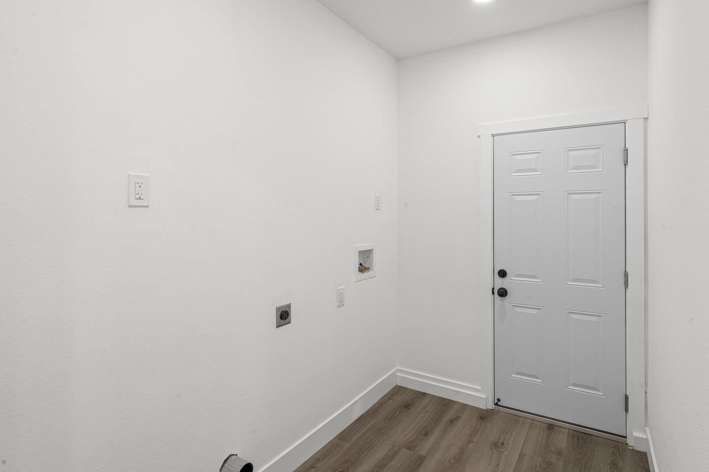 Detail Gallery Image 39 of 49 For 1591 Glazier Dr, Concord,  CA 94521 - 4 Beds | 3 Baths