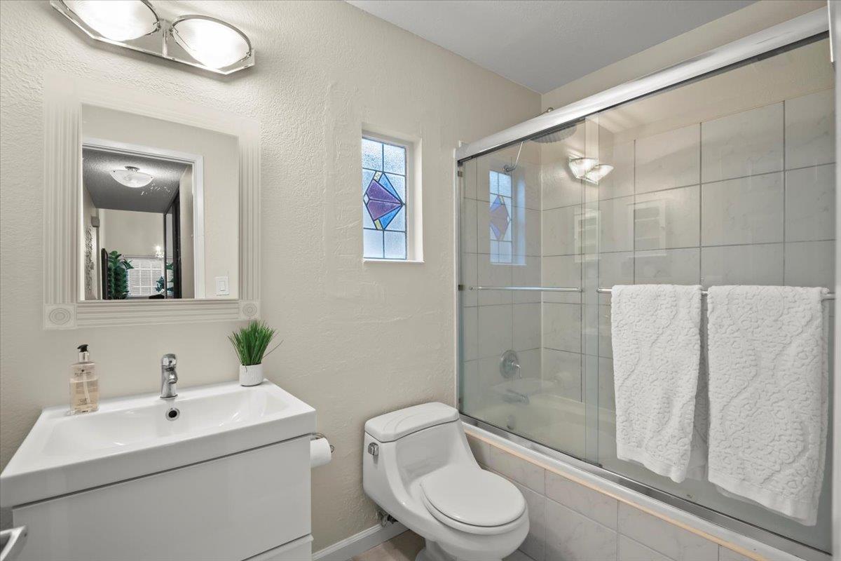 Detail Gallery Image 15 of 28 For 1350 N Cabrillo Hwy, Half Moon Bay,  CA 94019 - 3 Beds | 2 Baths