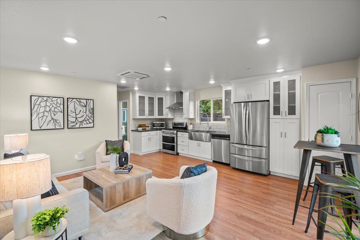 Detail Gallery Image 25 of 28 For 1350 N Cabrillo Hwy, Half Moon Bay,  CA 94019 - 3 Beds | 2 Baths