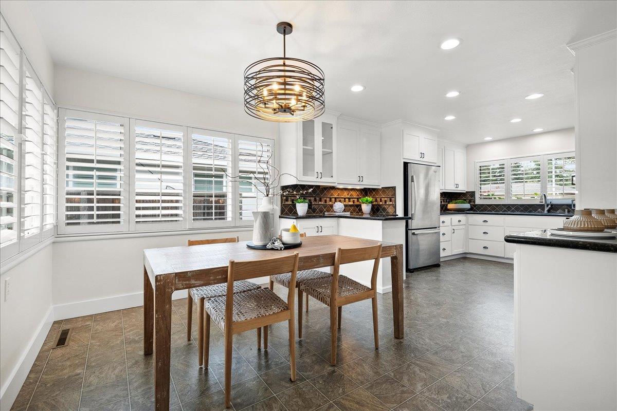 Detail Gallery Image 10 of 40 For 952 Fairfield Ave, Santa Clara,  CA 95050 - 3 Beds | 2/1 Baths