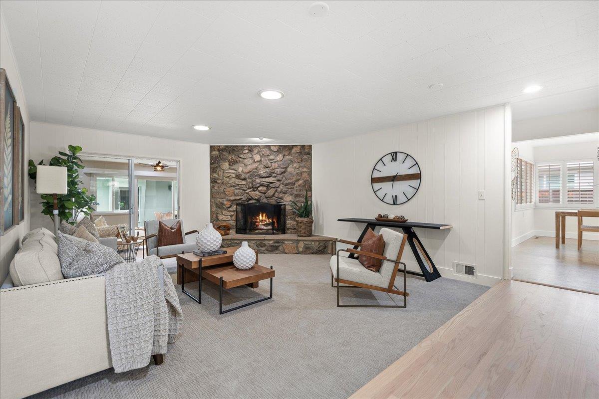 Detail Gallery Image 9 of 40 For 952 Fairfield Ave, Santa Clara,  CA 95050 - 3 Beds | 2/1 Baths