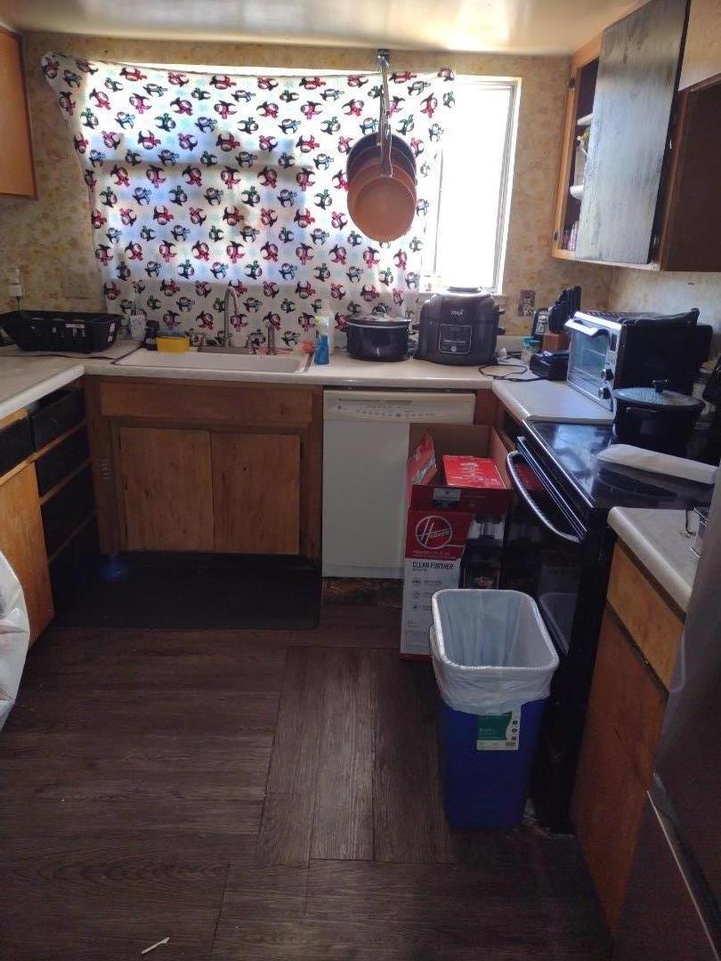 Detail Gallery Image 7 of 7 For 4831 Zinnia Ct, Livermore,  CA 94551 - 3 Beds | 2 Baths