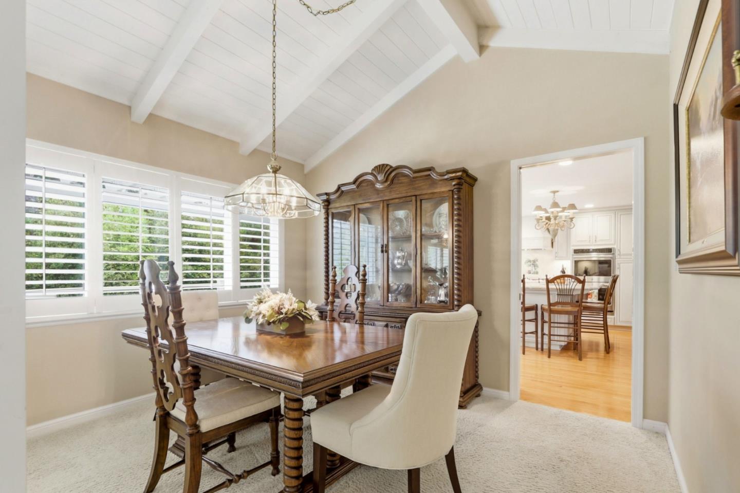 Detail Gallery Image 22 of 67 For 10143 Hillcrest Rd, Cupertino,  CA 95014 - 4 Beds | 2/1 Baths