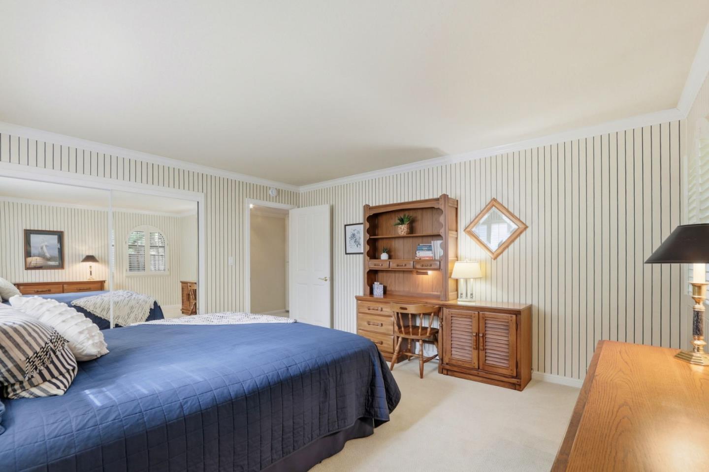 Detail Gallery Image 30 of 67 For 10143 Hillcrest Rd, Cupertino,  CA 95014 - 4 Beds | 2/1 Baths