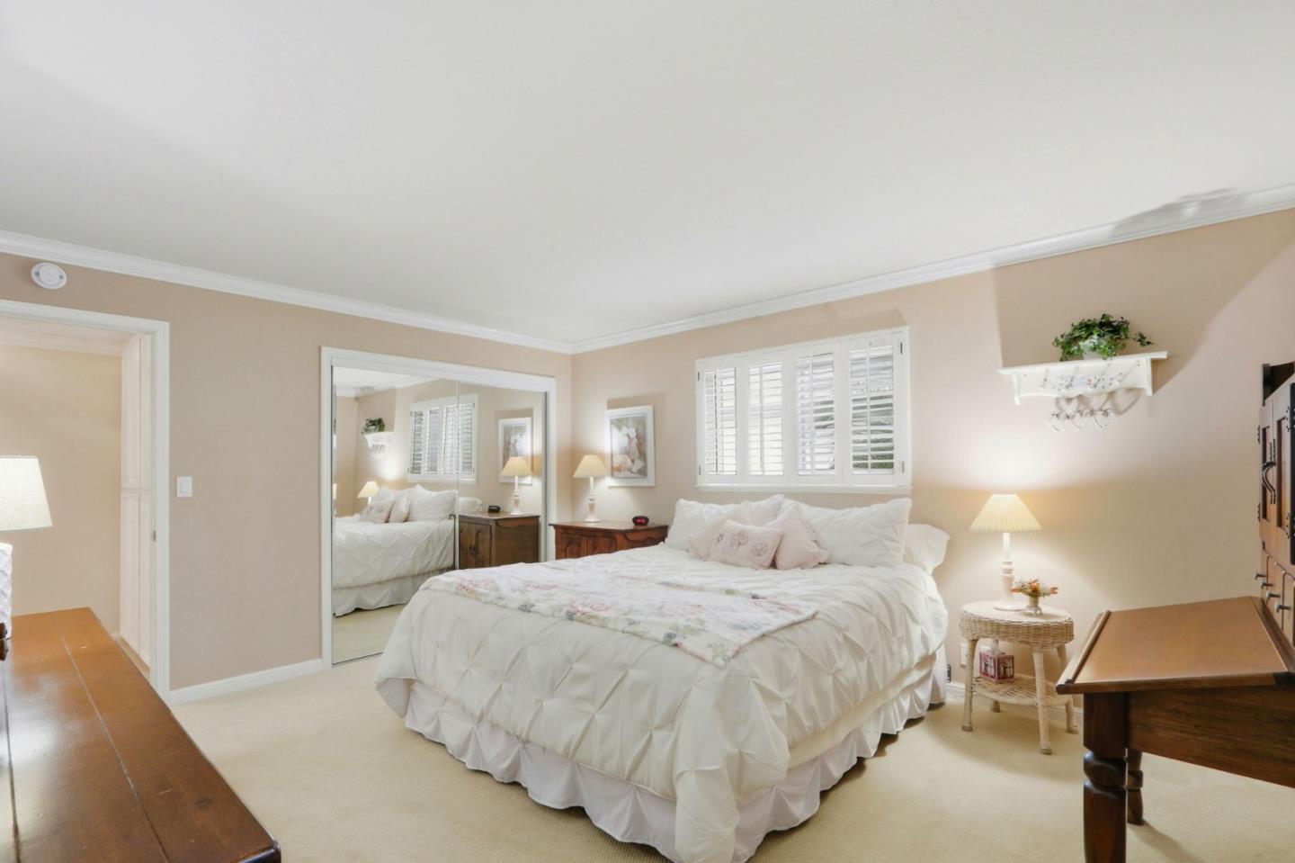 Detail Gallery Image 32 of 67 For 10143 Hillcrest Rd, Cupertino,  CA 95014 - 4 Beds | 2/1 Baths