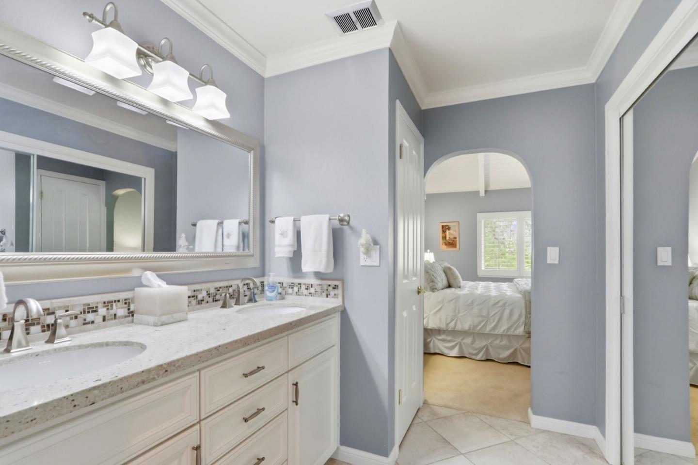 Detail Gallery Image 35 of 67 For 10143 Hillcrest Rd, Cupertino,  CA 95014 - 4 Beds | 2/1 Baths