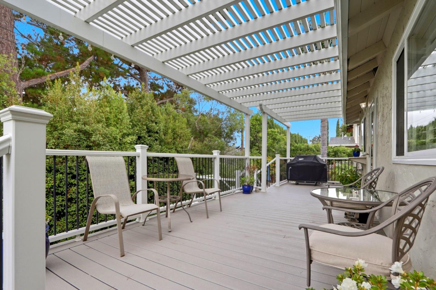 Detail Gallery Image 40 of 67 For 10143 Hillcrest Rd, Cupertino,  CA 95014 - 4 Beds | 2/1 Baths