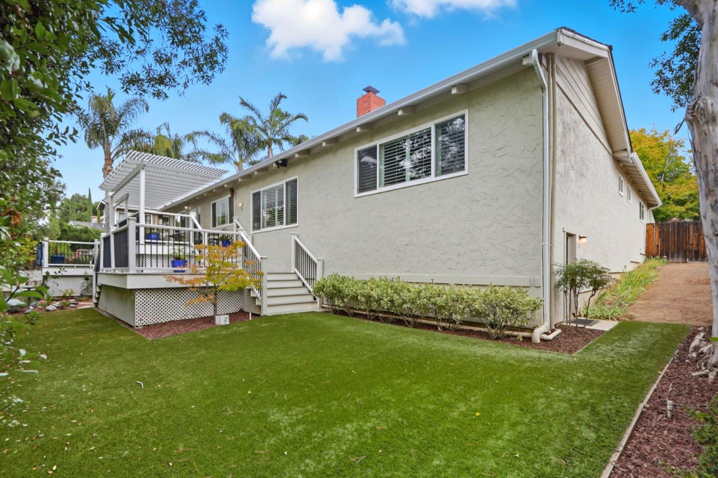 Detail Gallery Image 42 of 67 For 10143 Hillcrest Rd, Cupertino,  CA 95014 - 4 Beds | 2/1 Baths