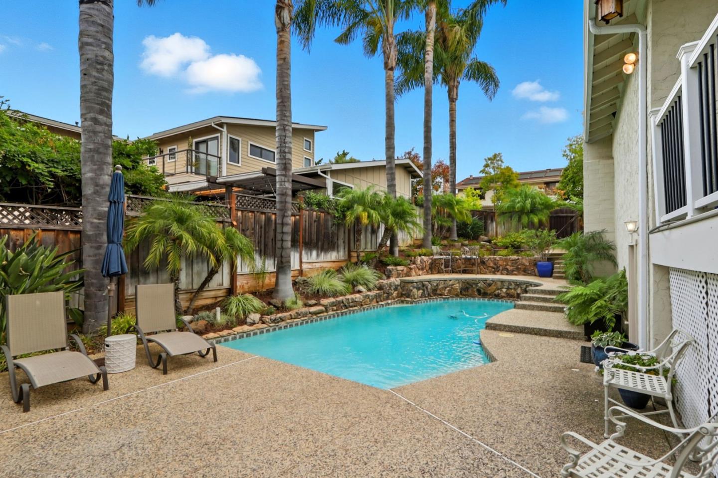 Detail Gallery Image 43 of 67 For 10143 Hillcrest Rd, Cupertino,  CA 95014 - 4 Beds | 2/1 Baths