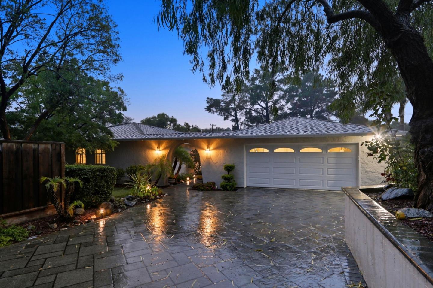 Detail Gallery Image 47 of 67 For 10143 Hillcrest Rd, Cupertino,  CA 95014 - 4 Beds | 2/1 Baths