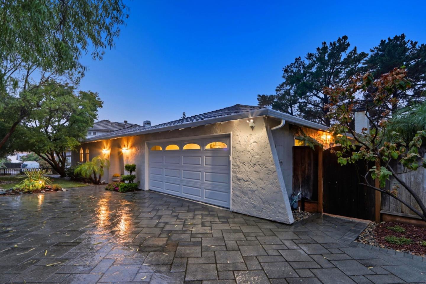 Detail Gallery Image 48 of 67 For 10143 Hillcrest Rd, Cupertino,  CA 95014 - 4 Beds | 2/1 Baths