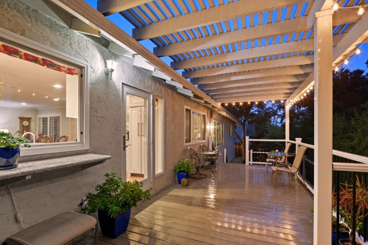 Detail Gallery Image 55 of 67 For 10143 Hillcrest Rd, Cupertino,  CA 95014 - 4 Beds | 2/1 Baths