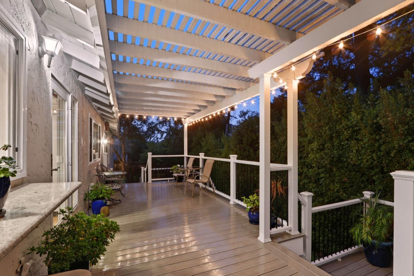 Detail Gallery Image 56 of 67 For 10143 Hillcrest Rd, Cupertino,  CA 95014 - 4 Beds | 2/1 Baths