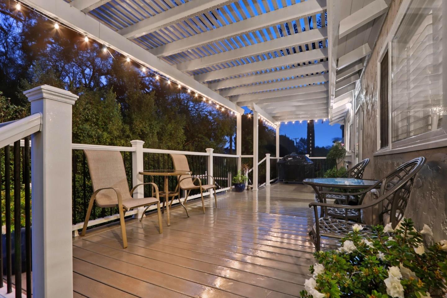 Detail Gallery Image 59 of 67 For 10143 Hillcrest Rd, Cupertino,  CA 95014 - 4 Beds | 2/1 Baths