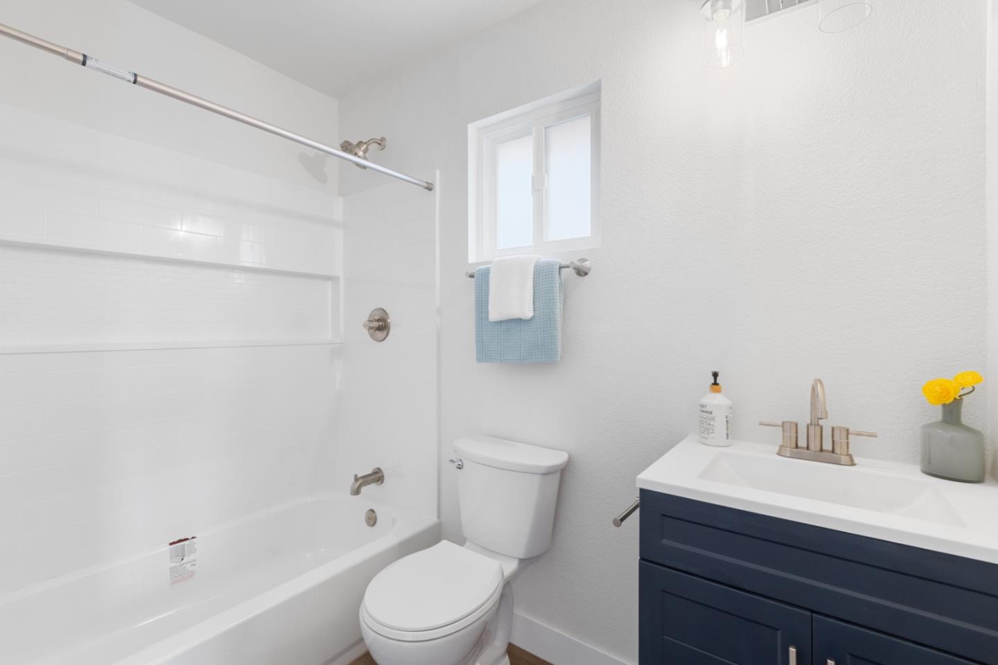 Detail Gallery Image 27 of 30 For 1830 Vera Ave, Redwood City,  CA 94061 - 4 Beds | 3 Baths