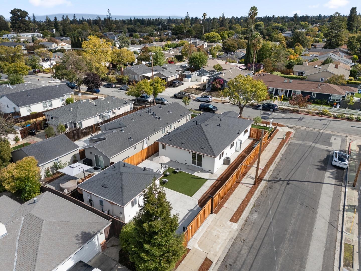 Detail Gallery Image 29 of 30 For 1830 Vera Ave, Redwood City,  CA 94061 - 4 Beds | 3 Baths