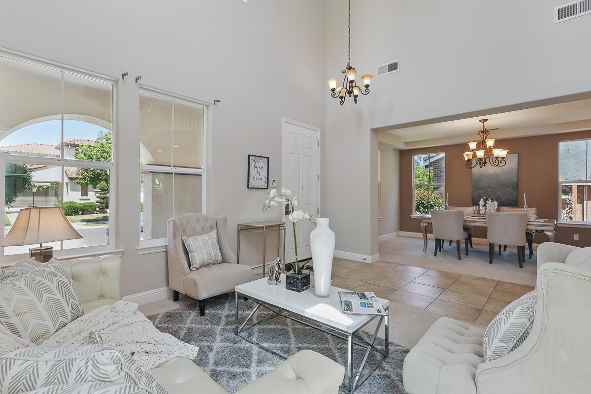 Detail Gallery Image 10 of 54 For 626 La Canada Ave, Mountain House,  CA 95391 - 4 Beds | 2/1 Baths