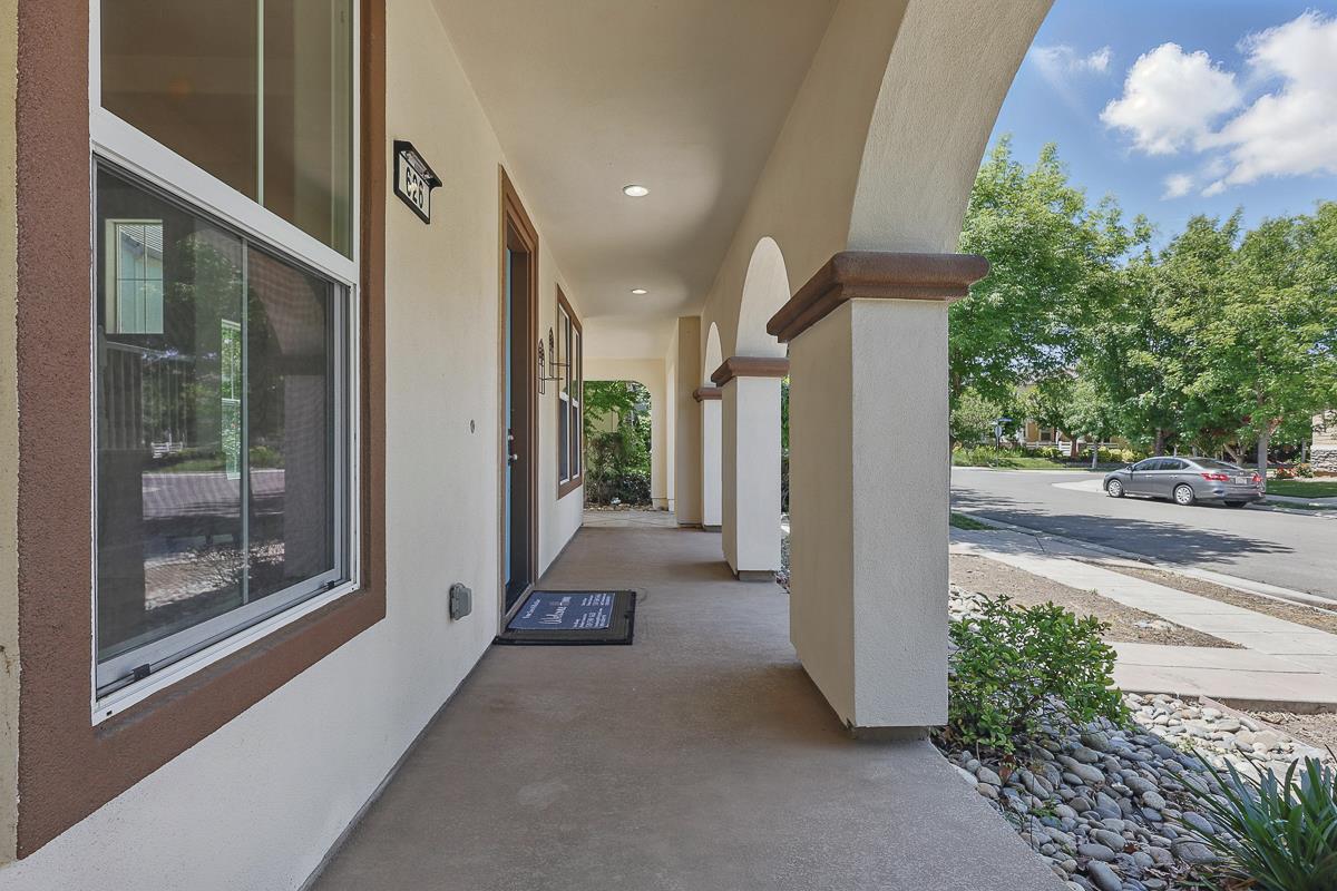 Detail Gallery Image 6 of 54 For 626 La Canada Ave, Mountain House,  CA 95391 - 4 Beds | 2/1 Baths