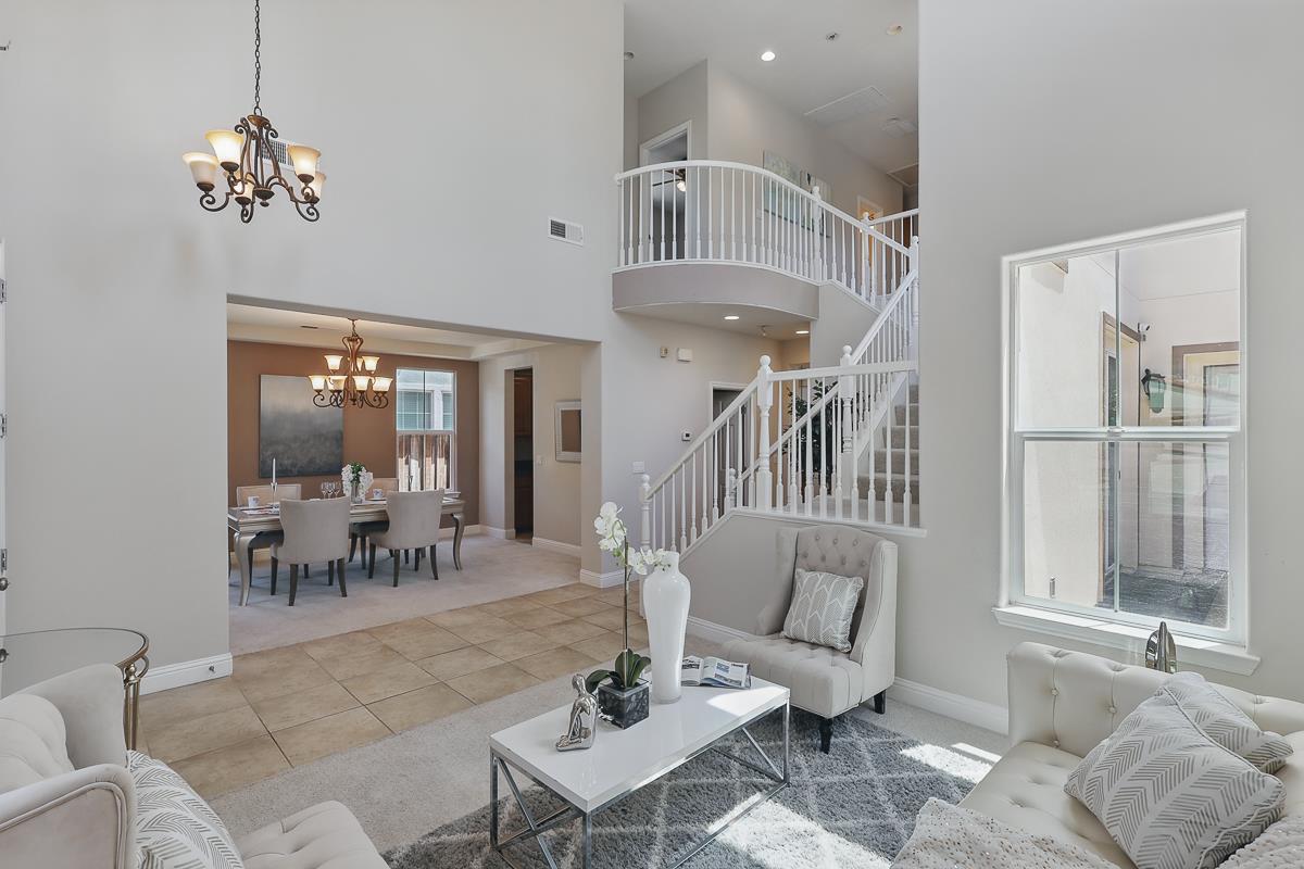 Detail Gallery Image 9 of 54 For 626 La Canada Ave, Mountain House,  CA 95391 - 4 Beds | 2/1 Baths