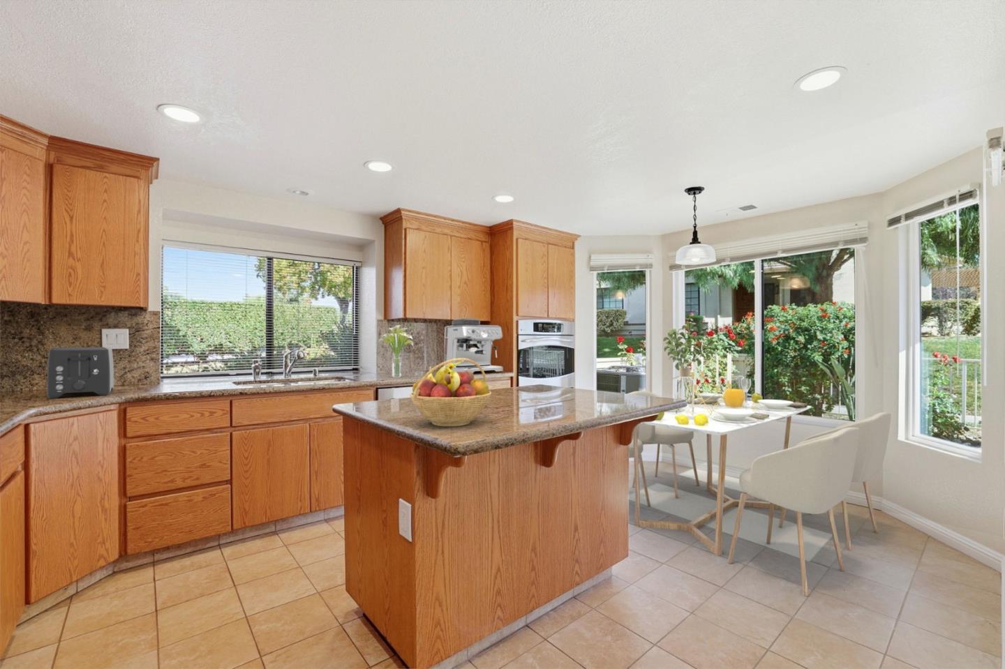 Detail Gallery Image 8 of 52 For 3120 Lake Trasimeno Dr, San Jose,  CA 95135 - 2 Beds | 2 Baths